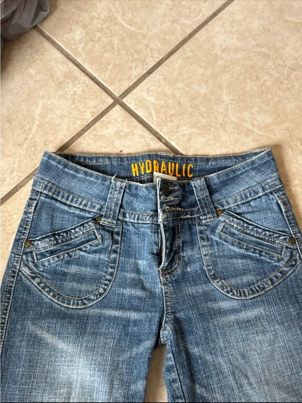 Hydraulic Women’s Medium Blue Cropped Denim Bermuda Shorts